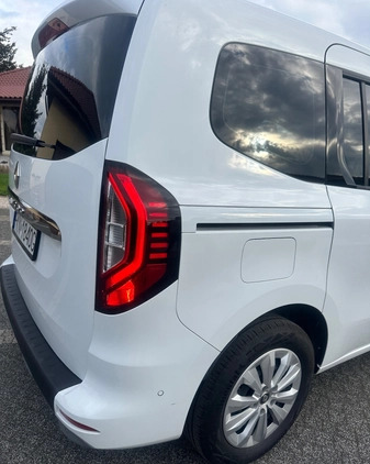 Renault Kangoo cena 89000 przebieg: 17000, rok produkcji 2022 z Konin małe 596